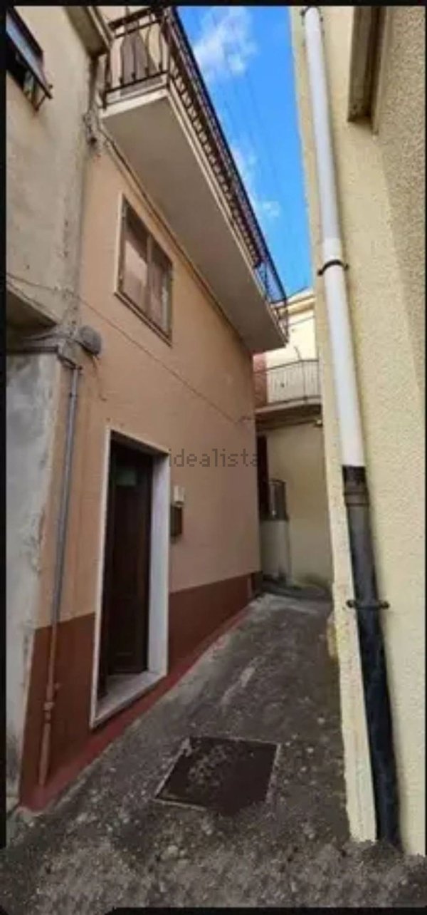 casa indipendente in vendita a Sant'Andrea Apostolo dello Ionio