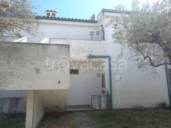 appartamento in vendita a Sant'Andrea Apostolo dello Ionio in zona Marina