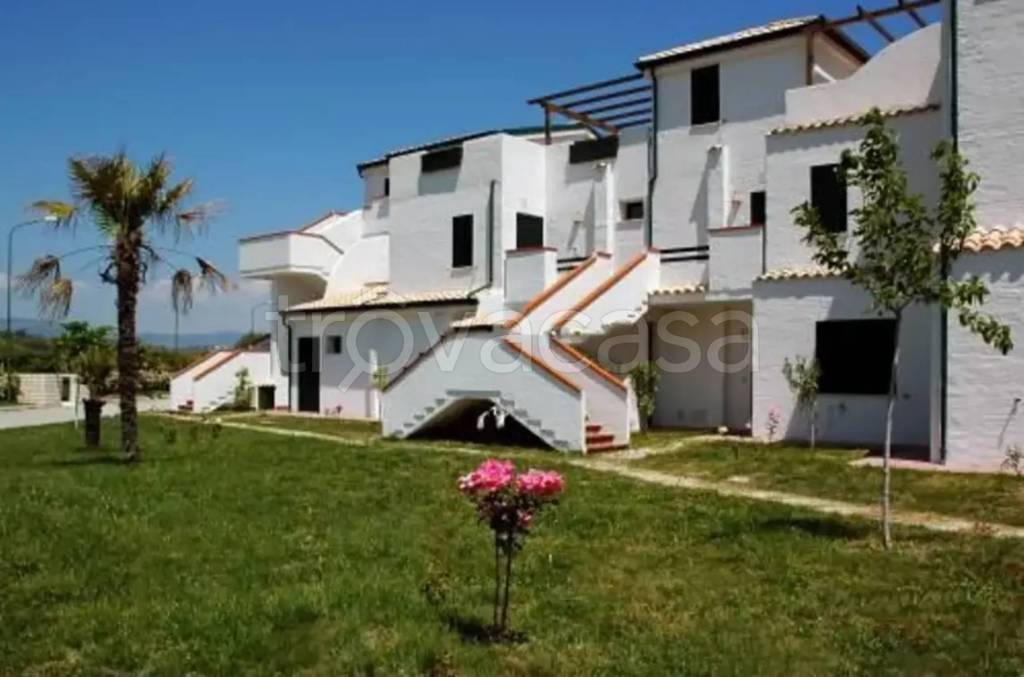 appartamento in vendita a Sant'Andrea Apostolo dello Ionio