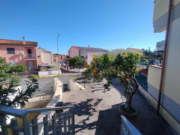 appartamento in vendita a Sant'Andrea Apostolo dello Ionio in zona Marina