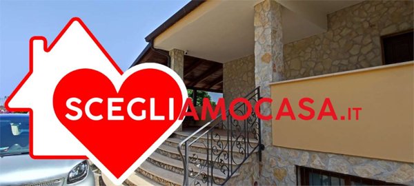 casa indipendente in vendita a Sant'Andrea Apostolo dello Ionio