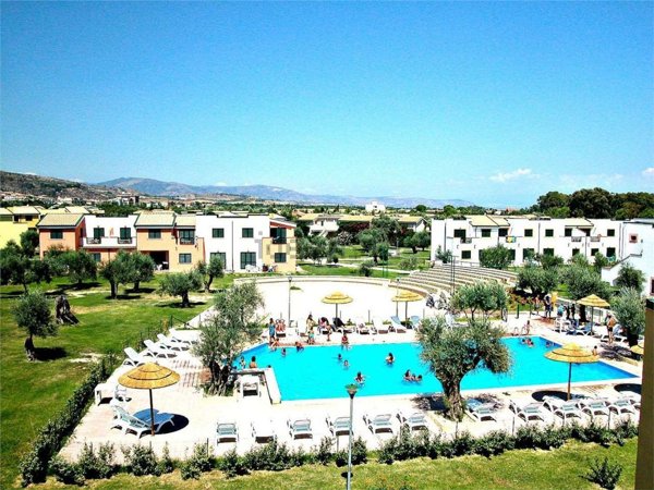 appartamento in vendita a Sant'Andrea Apostolo dello Ionio