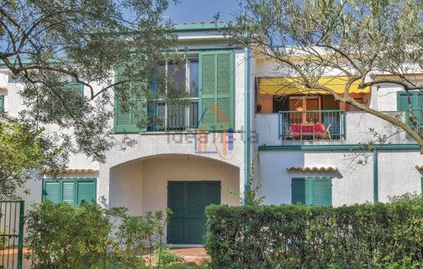 appartamento in vendita a Sant'Andrea Apostolo dello Ionio in zona Marina