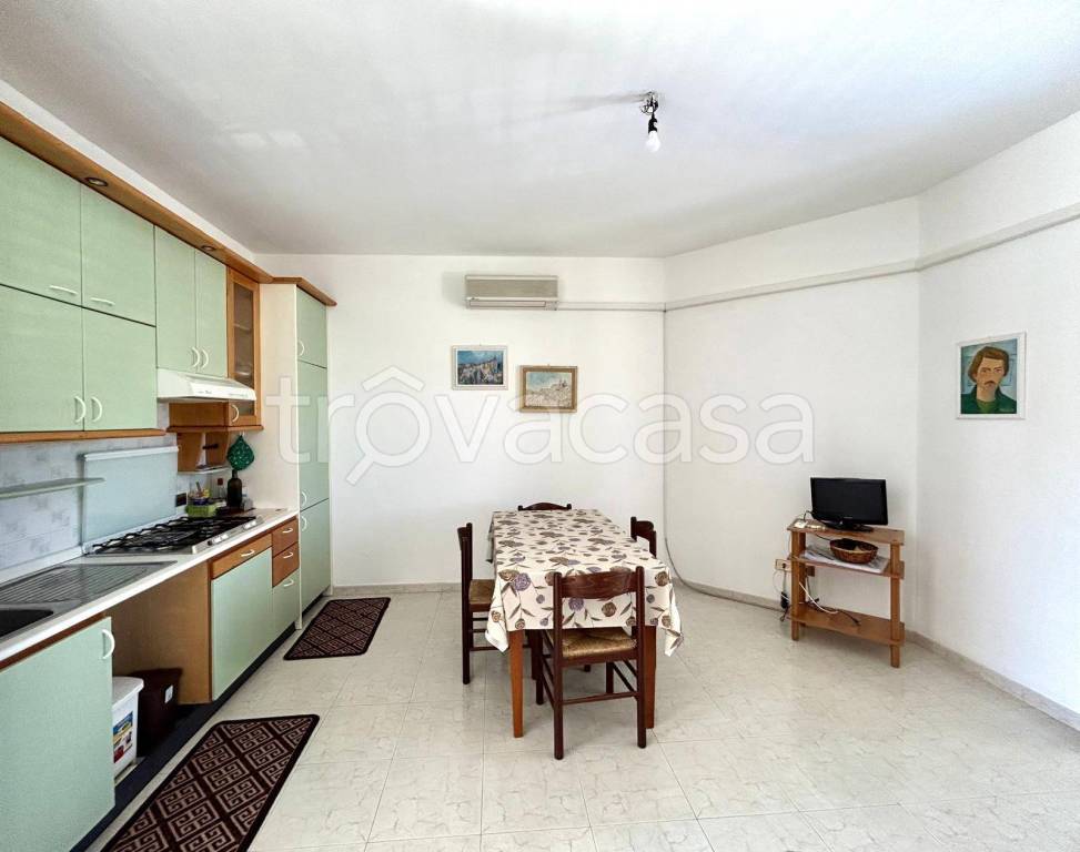 appartamento in vendita a Sant'Andrea Apostolo dello Ionio