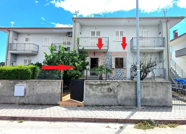 appartamento in vendita a Sant'Andrea Apostolo dello Ionio