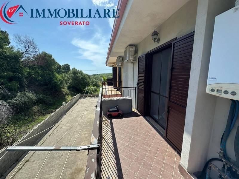 appartamento in vendita a Sant'Andrea Apostolo dello Ionio