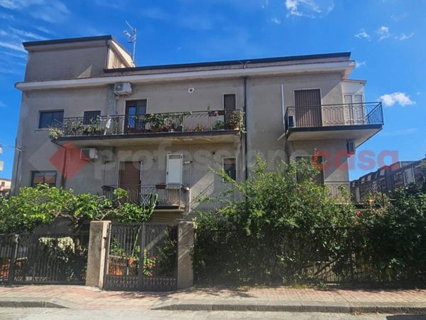 appartamento in vendita a Sant'Andrea Apostolo dello Ionio