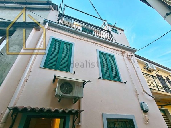 appartamento in vendita a Sant'Andrea Apostolo dello Ionio