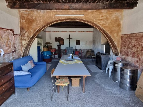 negozio in vendita a Satriano