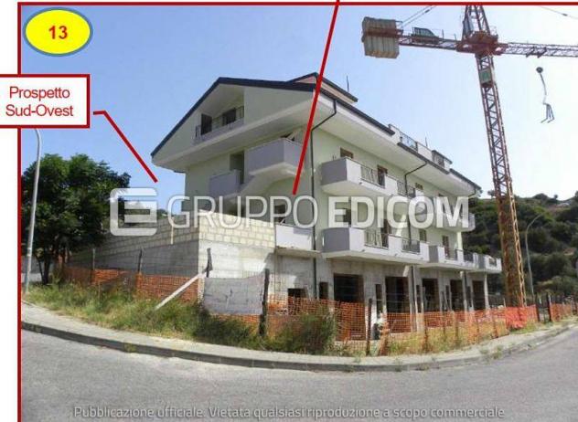 locale commerciale in vendita a Satriano