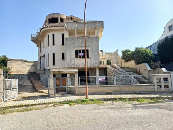 casa indipendente in vendita a Satriano