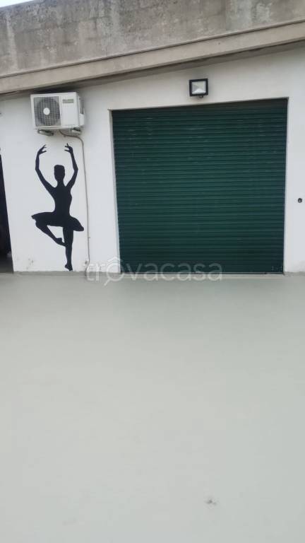 negozio in vendita a Satriano