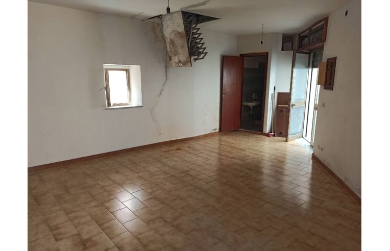 casa indipendente in vendita a Satriano