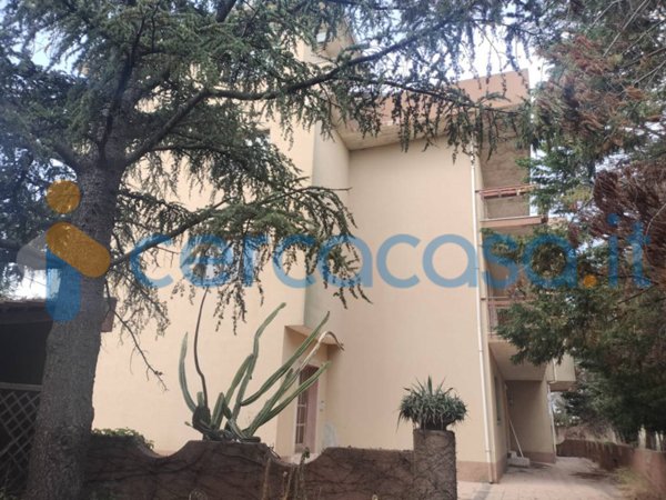 casa indipendente in vendita a Satriano