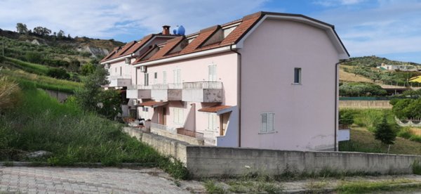 casa indipendente in vendita a Satriano