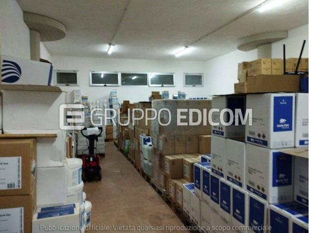 locale commerciale in vendita a Satriano