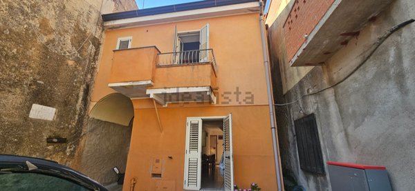 casa indipendente in vendita a Satriano