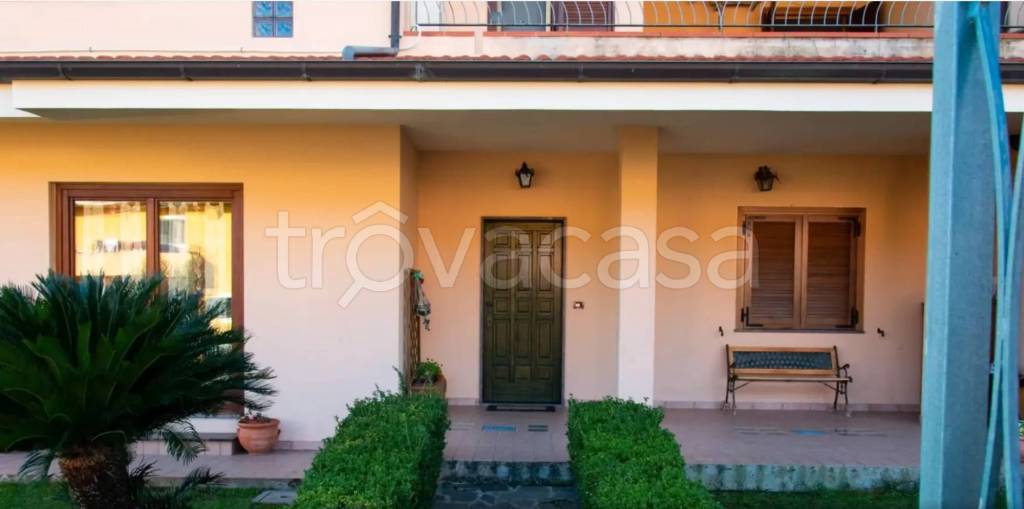 casa indipendente in vendita a Satriano