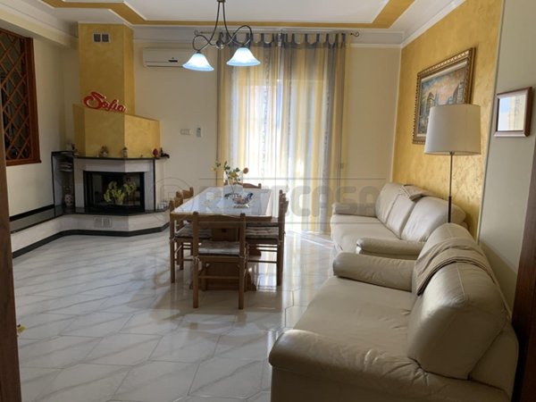 appartamento in vendita a Sellia Marina