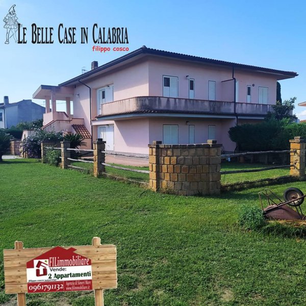 casa indipendente in vendita a Sellia Marina