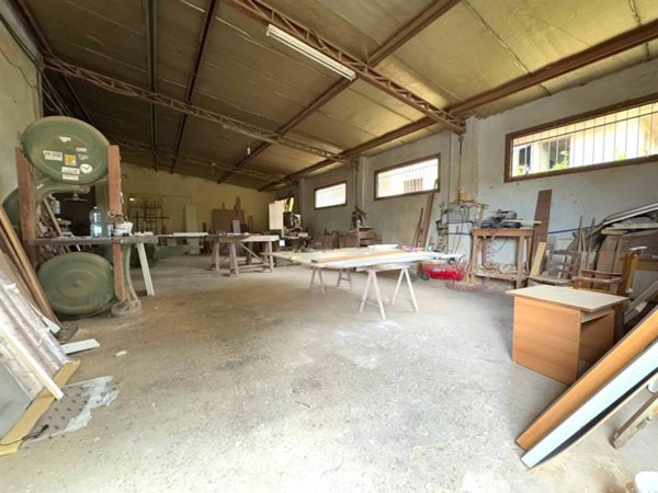 locale commerciale in vendita a Sellia Marina