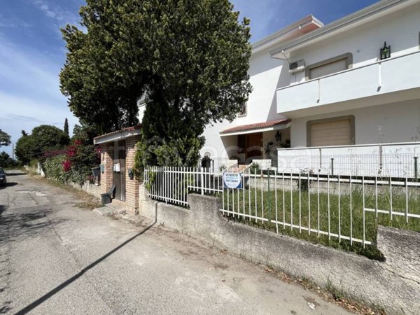 appartamento in vendita a Sellia Marina