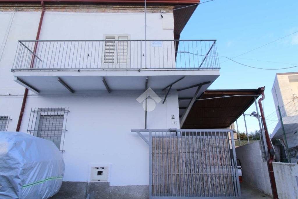 casa indipendente in vendita a Sellia Marina