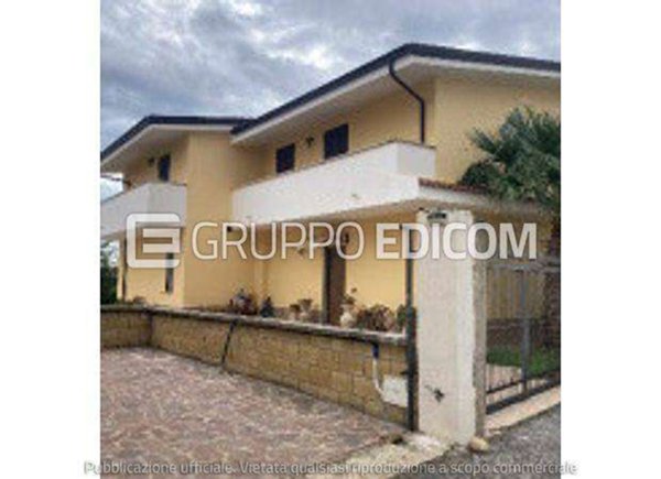 casa indipendente in vendita a Sellia Marina