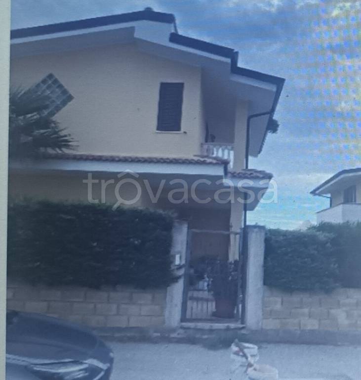 casa indipendente in vendita a Sellia Marina