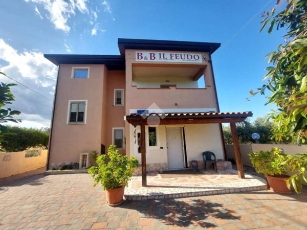 casa indipendente in vendita a Sellia Marina