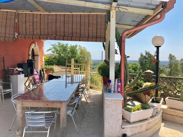 casa indipendente in vendita a Sellia Marina