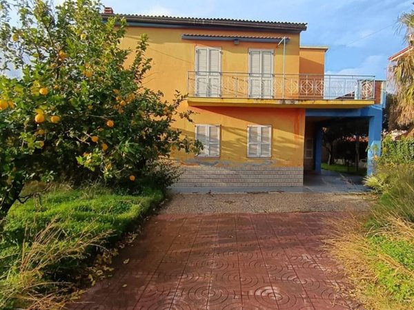 casa indipendente in vendita a Sellia Marina
