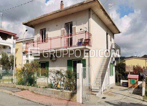 appartamento in vendita a Sellia Marina