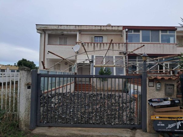 casa indipendente in vendita a Sellia Marina