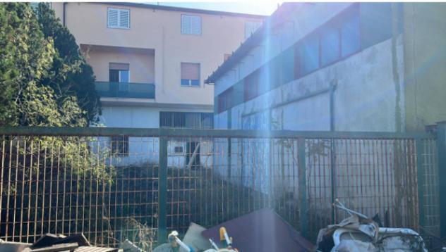 locale commerciale in vendita a Sellia Marina