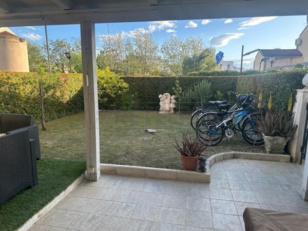 appartamento in vendita a Sellia Marina