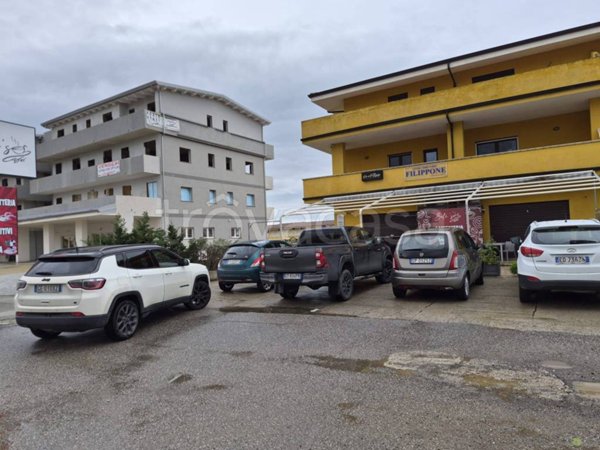 negozio in vendita a Sellia Marina