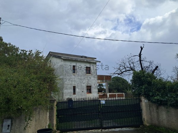 casa indipendente in vendita a Sellia Marina