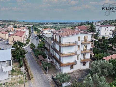 casa indipendente in vendita a Sellia Marina