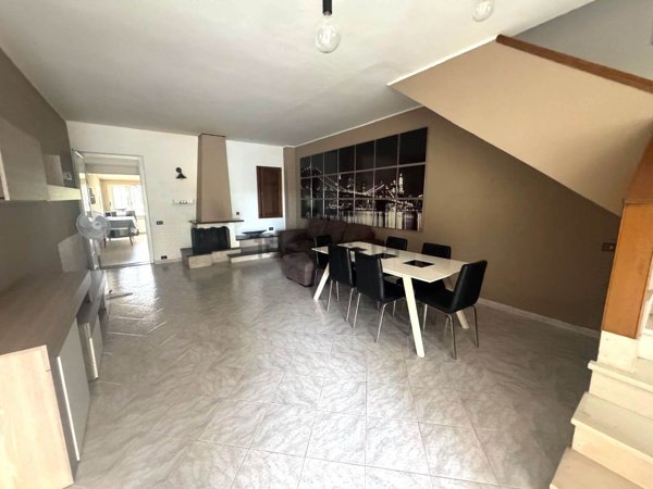 casa indipendente in vendita a Sellia Marina