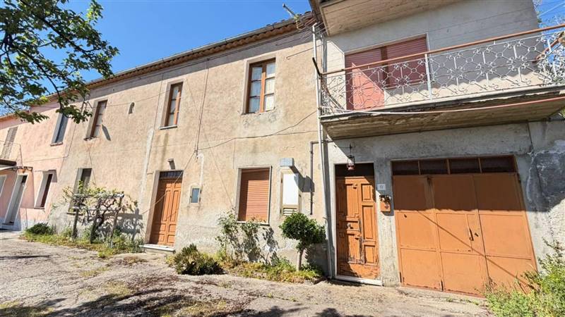 casa indipendente in vendita a Serrastretta in zona Forestella