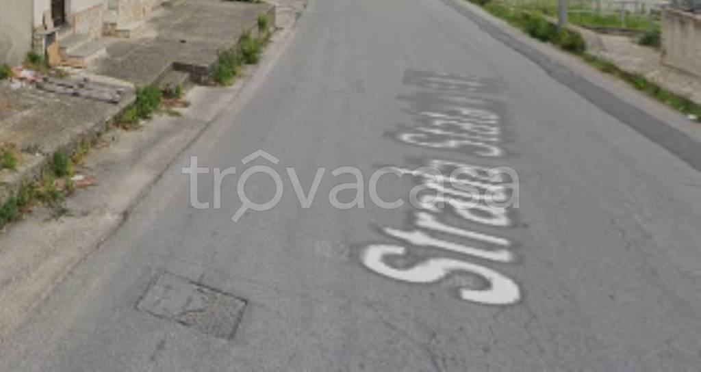 locale commerciale in vendita a Sersale