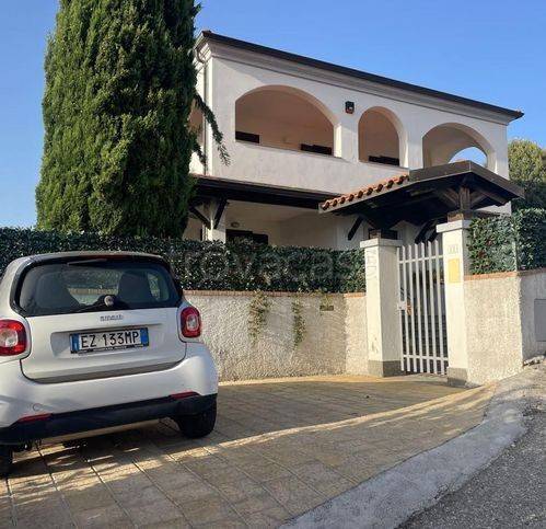 casa indipendente in vendita a Settingiano