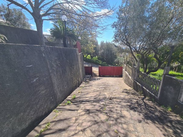 casa indipendente in vendita a Settingiano