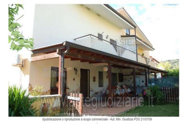 casa indipendente in vendita a Settingiano in zona Martelletto