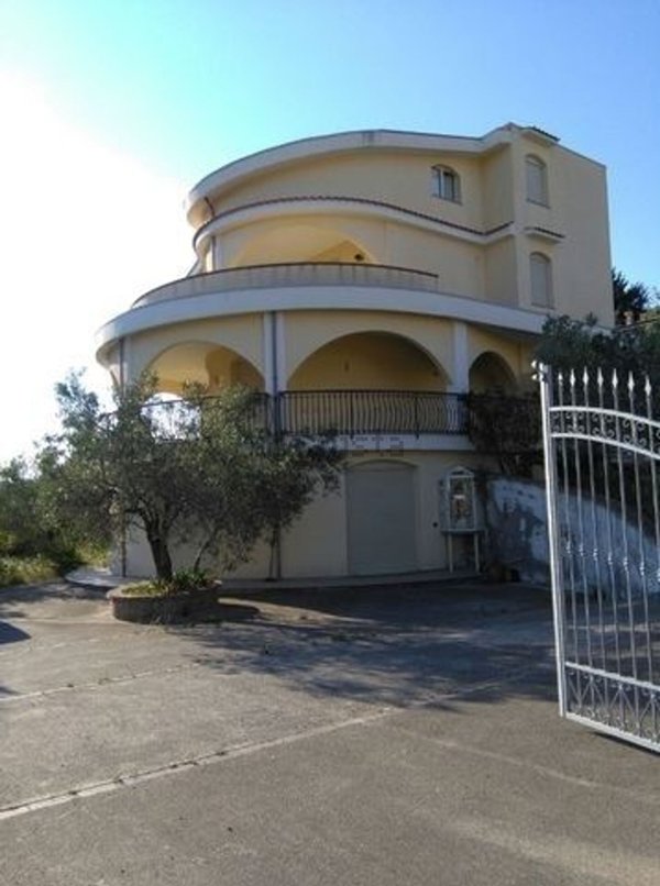 casa indipendente in vendita a Settingiano