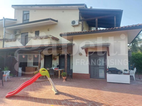 casa indipendente in vendita a Settingiano