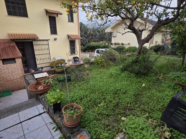 casa indipendente in vendita a Settingiano in zona Martelletto