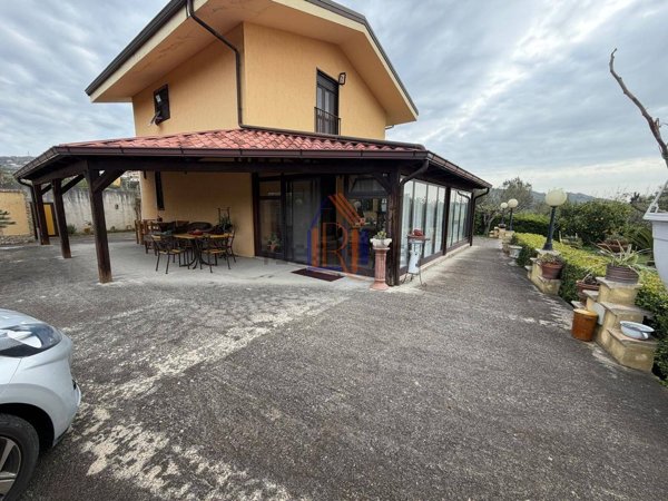 casa indipendente in vendita a Settingiano