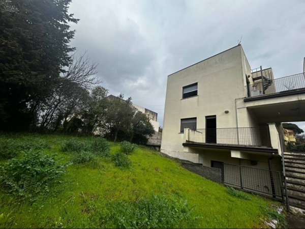 casa indipendente in vendita a Settingiano